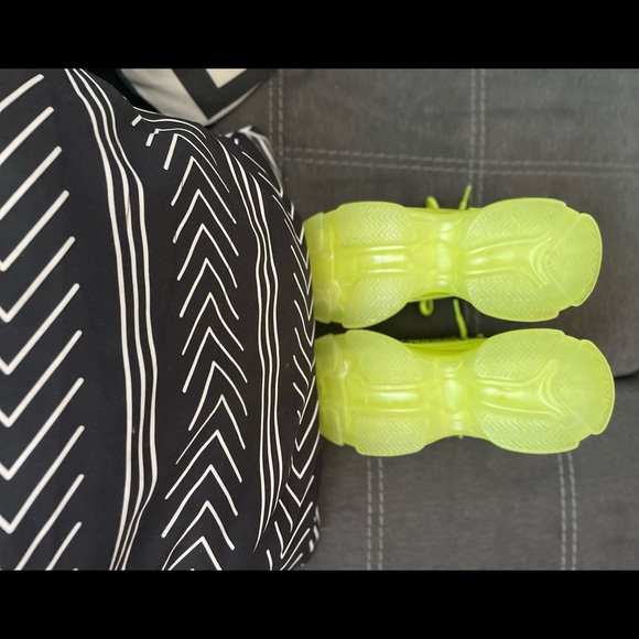 Hot Yellow! Neon Yellow! Fresh!! - Picture 5 of 6